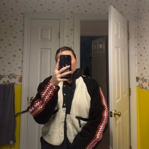 FREE PEOPLE HIT THE SLOPES